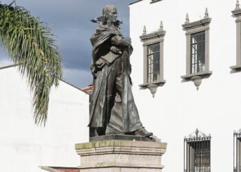 Statue of Camilo Torres Tenorio, Popayán 02