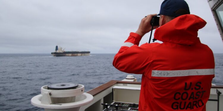 Image Credit: USCG - Public domain/Wiki Commons